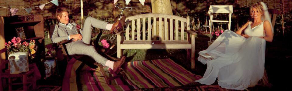 The Happy Couple - Dove Barn
